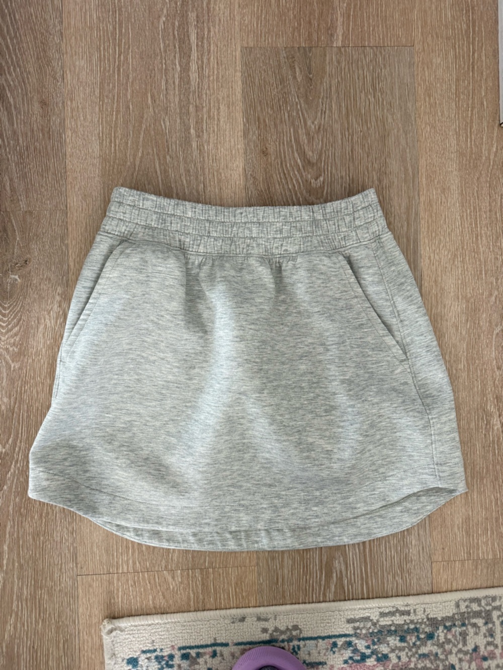 Abercrombie YPB Neonknit Heather Gray Skirt